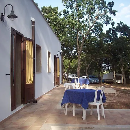 אתר קמפינג Villaggio Bosco Selva 3*